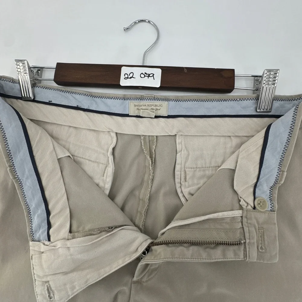 Banana Republic Chino‎ Pants Mens 34x30 Tan Cotton Flat Front Straight Mid Rise
